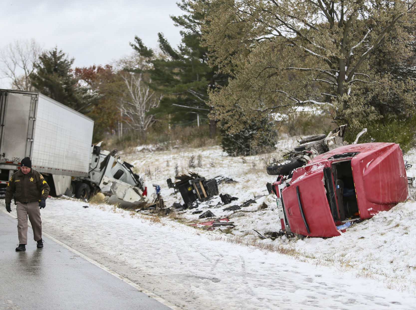 111119-mda-nws-accident-11.jpg